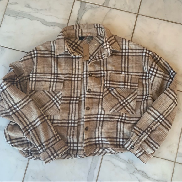 Cropped Shacket - Picture 4 of 6